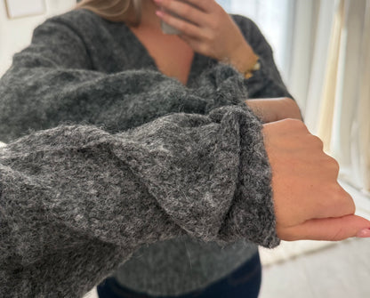 Pull cache-cœur ANNA gris