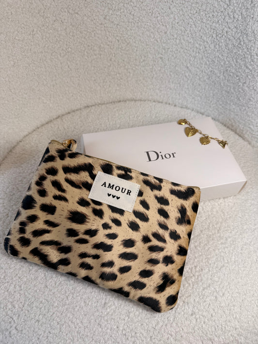 Pochette AMOUR velours léopard